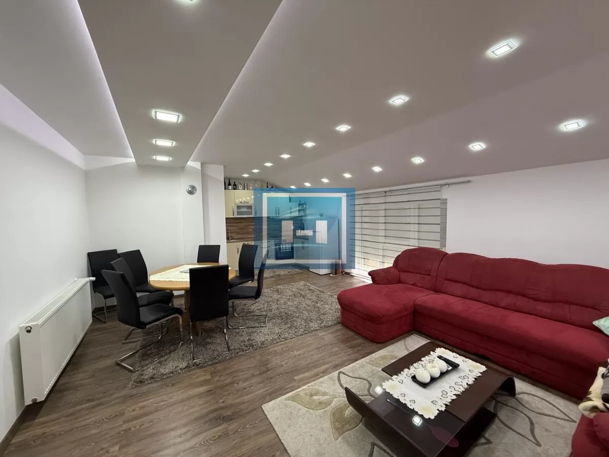 Dve kuće u Glavincima sa velikim imanjem -samo 8 km od grada 6