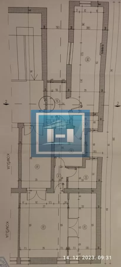Idealno za dva apartmana – Studentski trg 12