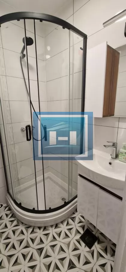 Izdaje se dvoiposoban stan – Zvezdara (Cvetkova pijaca) 8