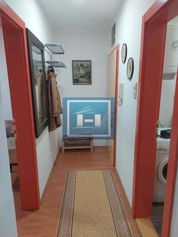 Izdaje se kompletno namešten stan 10