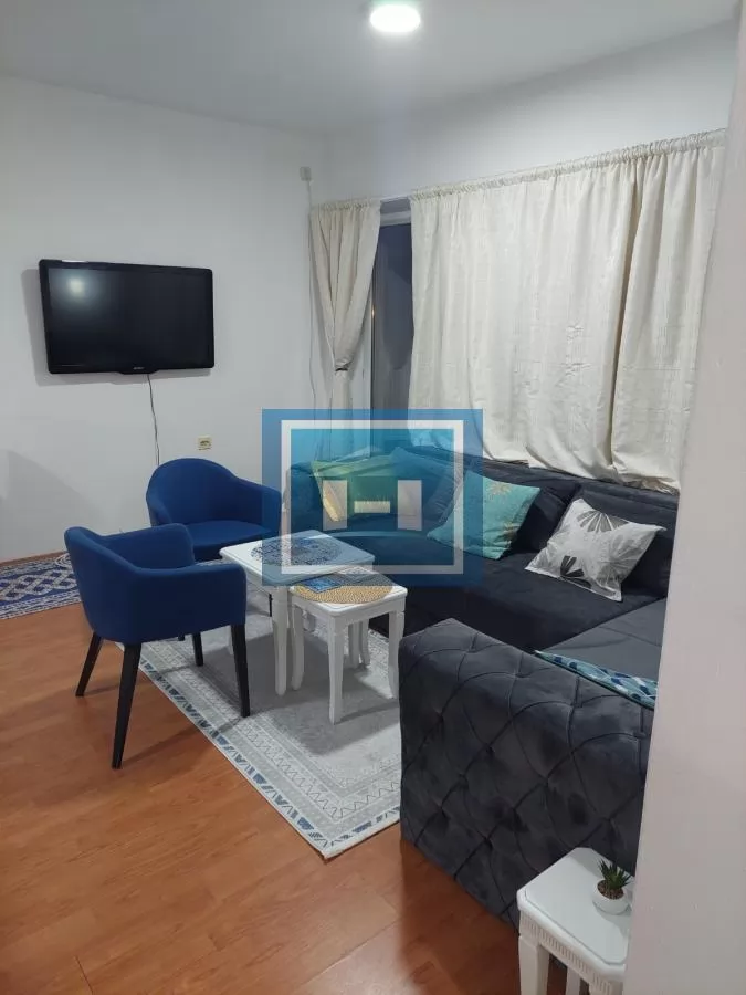 Izdaje se kompletno namešten stan 3