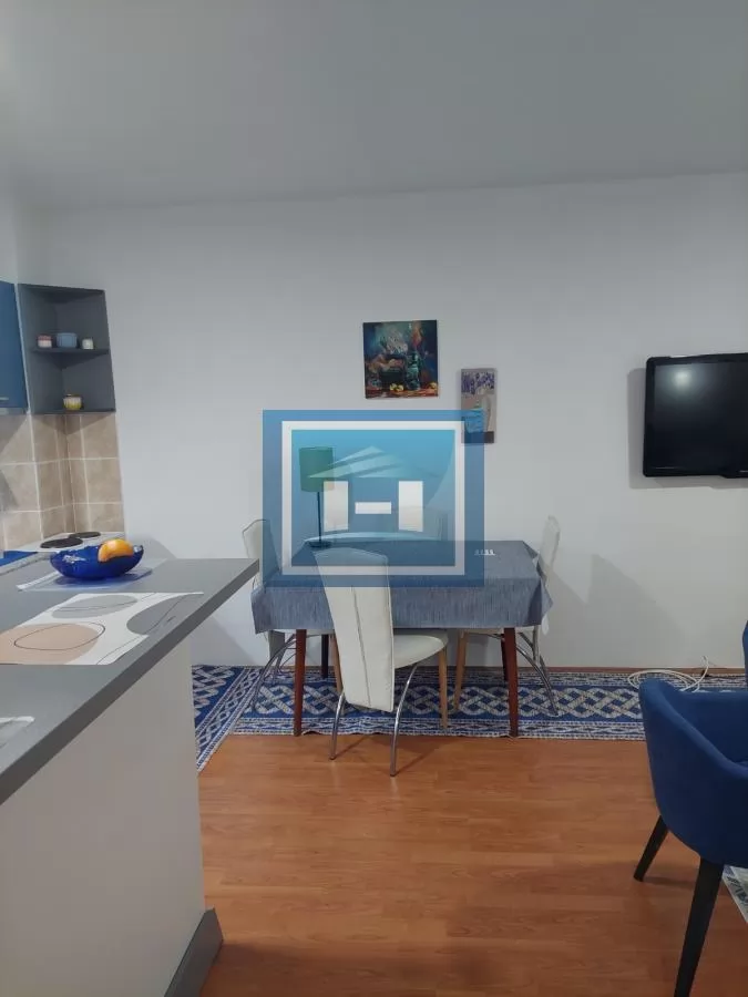 Izdaje se kompletno namešten stan 5