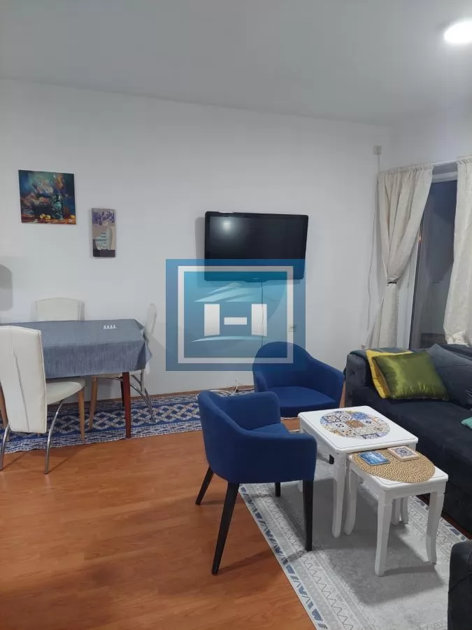 Izdaje se kompletno namešten stan 6