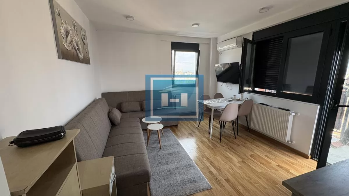 Izdaje se luksuzna garsonjera u kompleksu Crnjanski 4