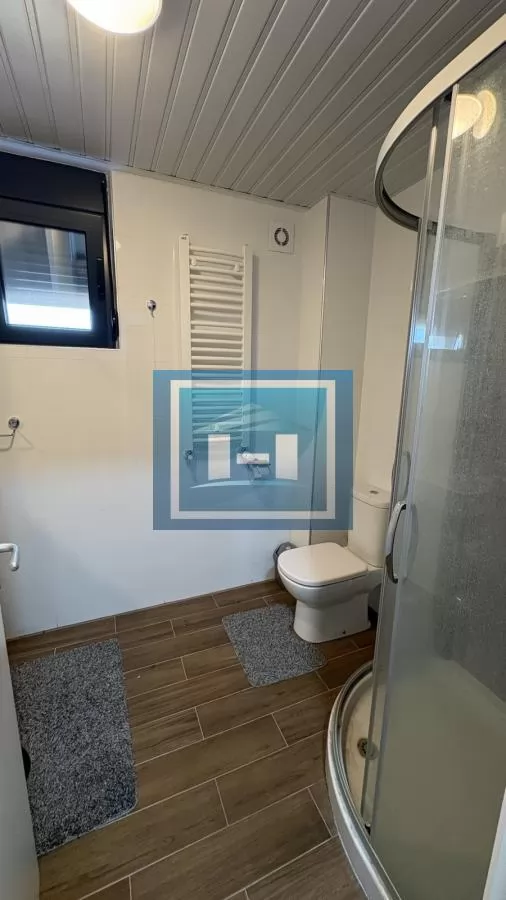 Izdaje se luksuzna garsonjera u kompleksu Crnjanski 6