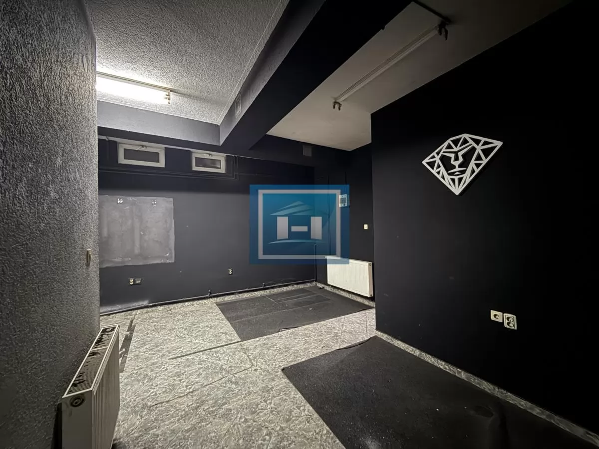 IZDAJE SE POSLOVNI PROSTOR – 165 m² – ODLIČNA LOKACIJA 7