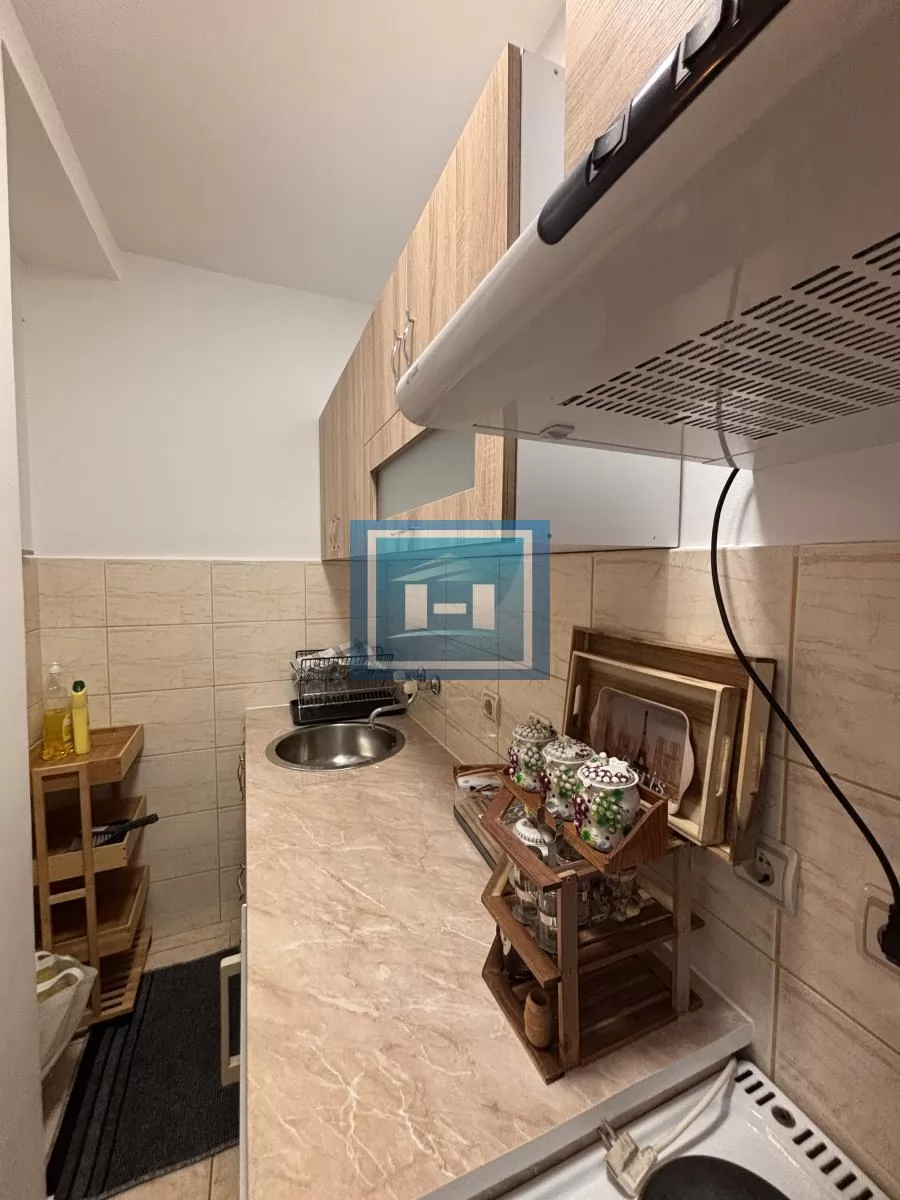 IZDAVANJE GARSONJERE U SAMOM CENTRU GRADA 7