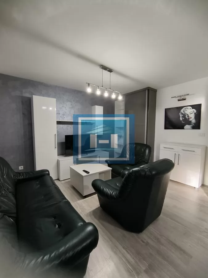 Dvosoban stan za izdavanje 1