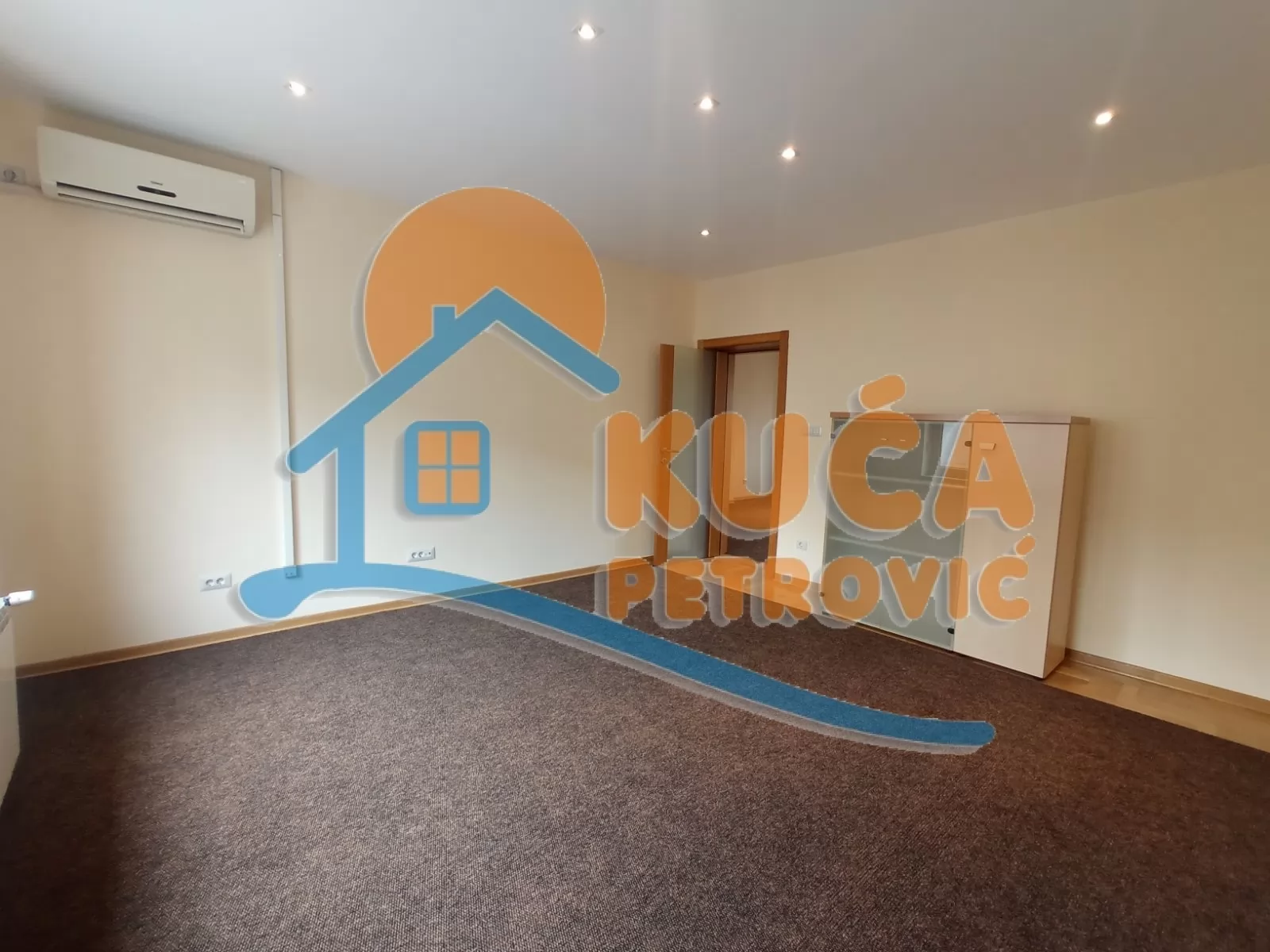 Lokal, 67 m2, Centar, Generala Milojka Lešjanina ID: i-015672 5