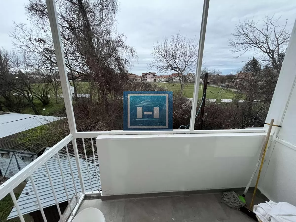 Na prodaju dvosoban stan – Ćuprija, naselje Slavija 12