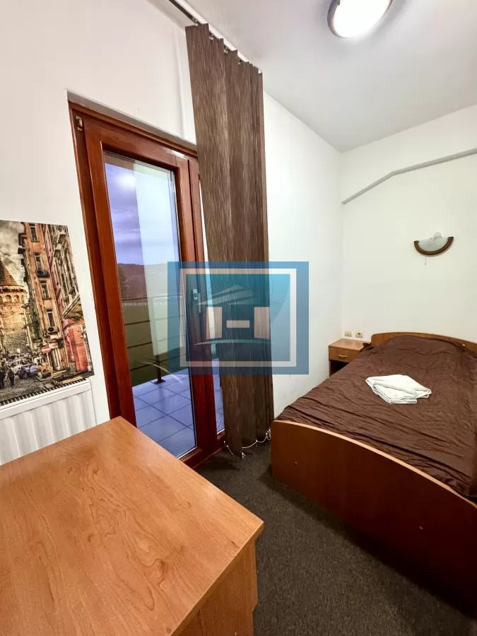 NA PRODAJU HOTEL OD 1560m2 U CENTRU DESPOTOVCA – ODLIČNA INVESTICIJA! 12