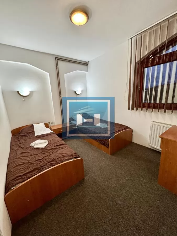 NA PRODAJU HOTEL OD 1560m2 U CENTRU DESPOTOVCA – ODLIČNA INVESTICIJA! 19