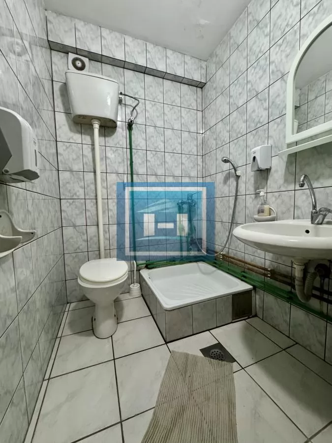 NA PRODAJU HOTEL OD 1560m2 U CENTRU DESPOTOVCA – ODLIČNA INVESTICIJA! 22