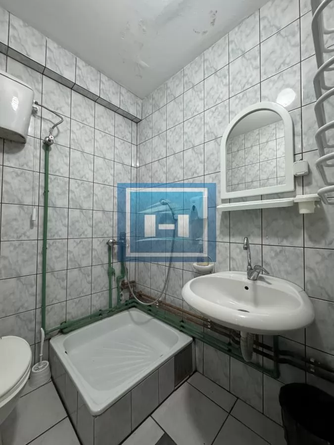 NA PRODAJU HOTEL OD 1560m2 U CENTRU DESPOTOVCA – ODLIČNA INVESTICIJA! 23