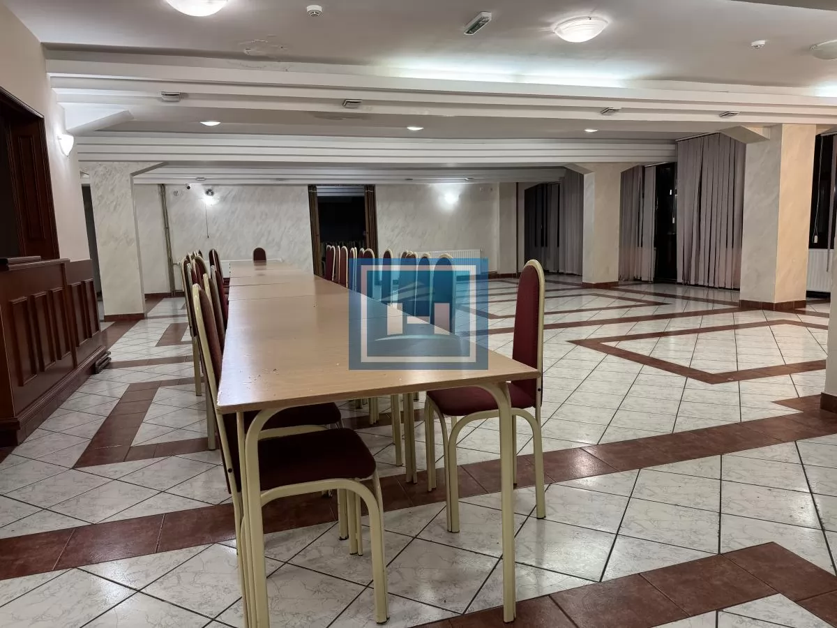 NA PRODAJU HOTEL OD 1560m2 U CENTRU DESPOTOVCA – ODLIČNA INVESTICIJA! 30