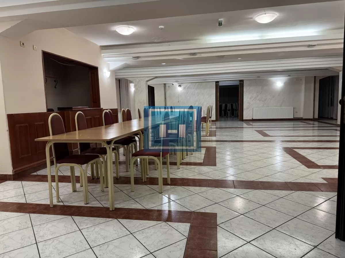 NA PRODAJU HOTEL OD 1560m2 U CENTRU DESPOTOVCA – ODLIČNA INVESTICIJA! 31