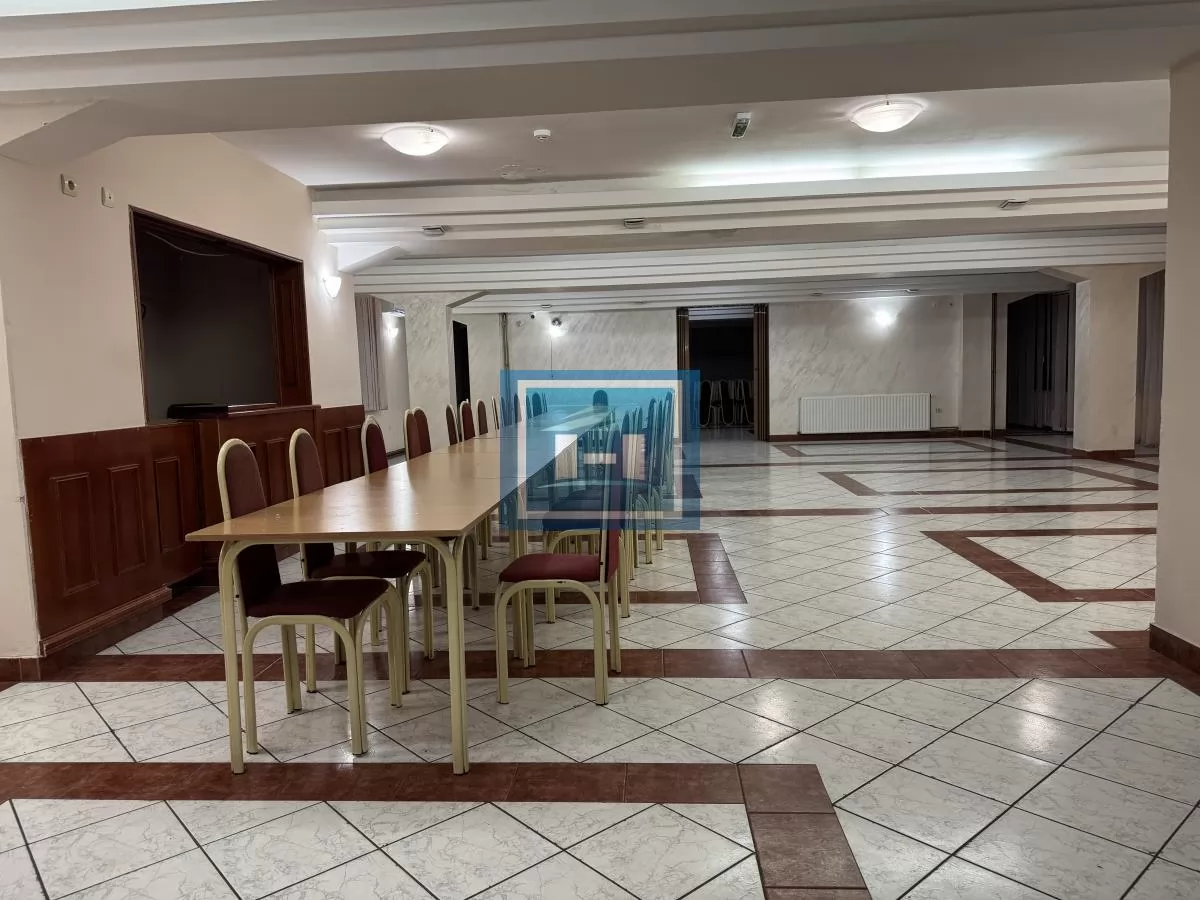 NA PRODAJU HOTEL OD 1560m2 U CENTRU DESPOTOVCA – ODLIČNA INVESTICIJA! 32