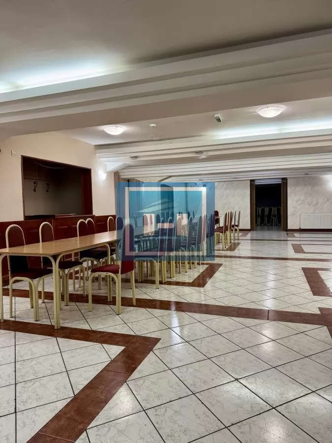 NA PRODAJU HOTEL OD 1560m2 U CENTRU DESPOTOVCA – ODLIČNA INVESTICIJA! 34