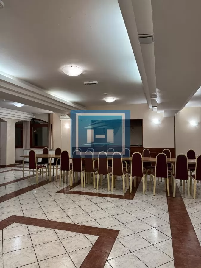 NA PRODAJU HOTEL OD 1560m2 U CENTRU DESPOTOVCA – ODLIČNA INVESTICIJA! 37