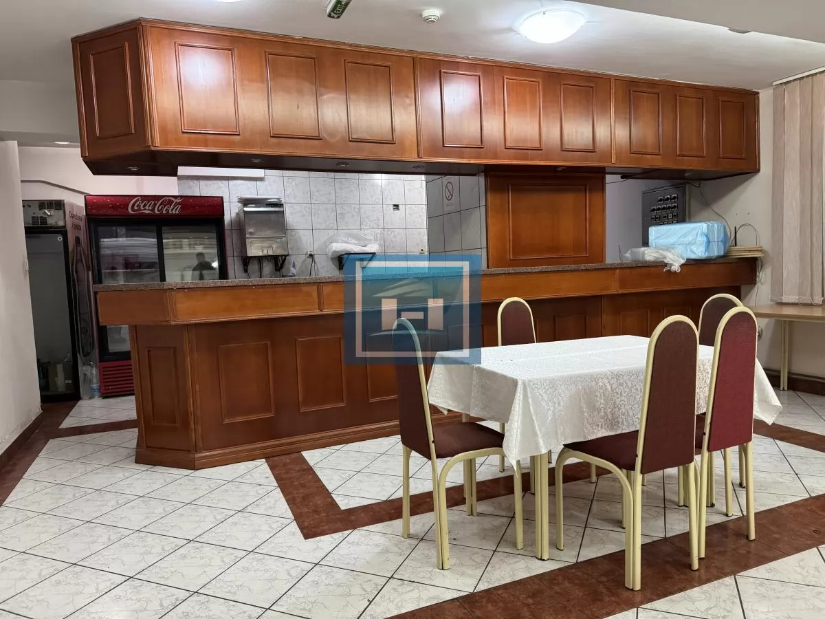 NA PRODAJU HOTEL OD 1560m2 U CENTRU DESPOTOVCA – ODLIČNA INVESTICIJA! 39