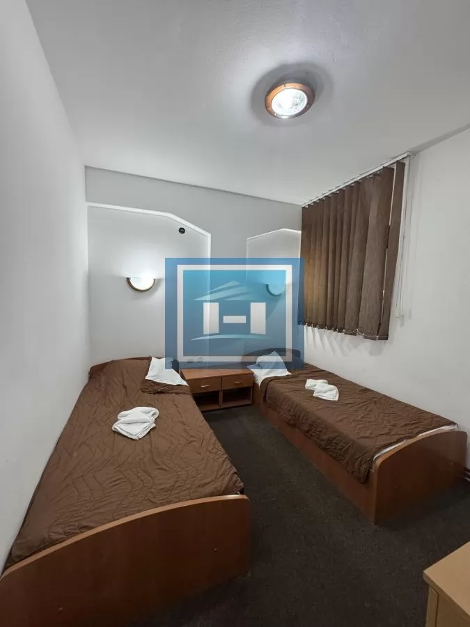 NA PRODAJU HOTEL OD 1560m2 U CENTRU DESPOTOVCA – ODLIČNA INVESTICIJA! 41