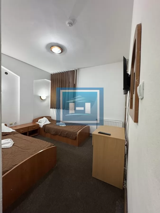 NA PRODAJU HOTEL OD 1560m2 U CENTRU DESPOTOVCA – ODLIČNA INVESTICIJA! 44