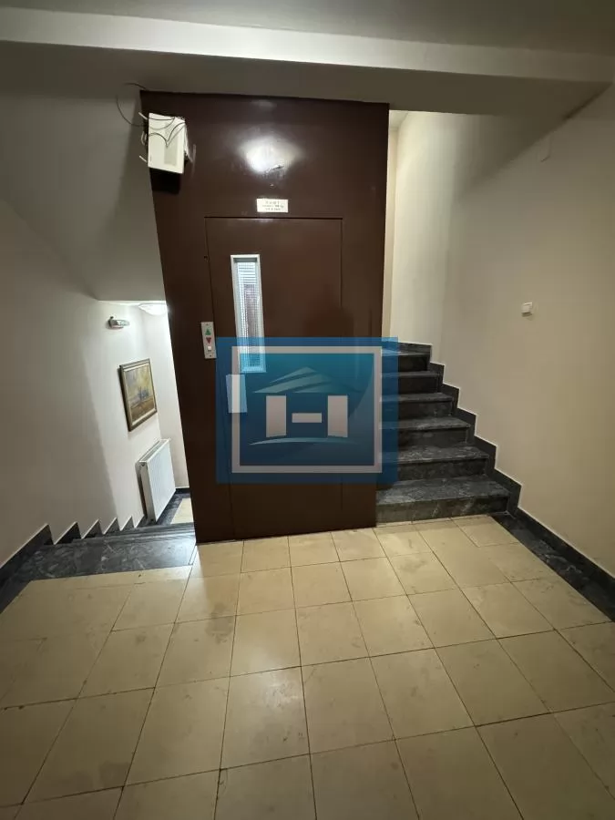 NA PRODAJU HOTEL OD 1560m2 U CENTRU DESPOTOVCA – ODLIČNA INVESTICIJA! 46