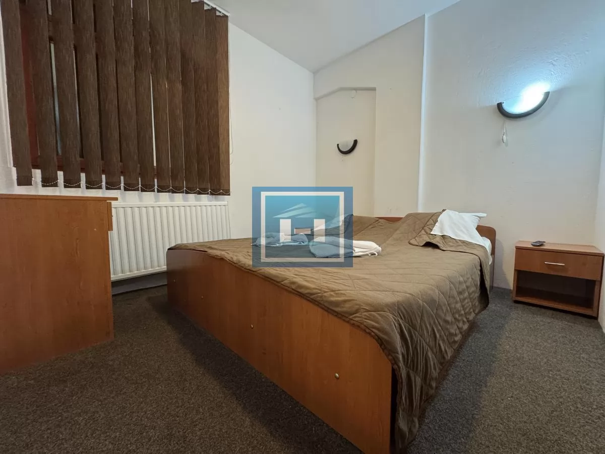 NA PRODAJU HOTEL OD 1560m2 U CENTRU DESPOTOVCA – ODLIČNA INVESTICIJA! 48