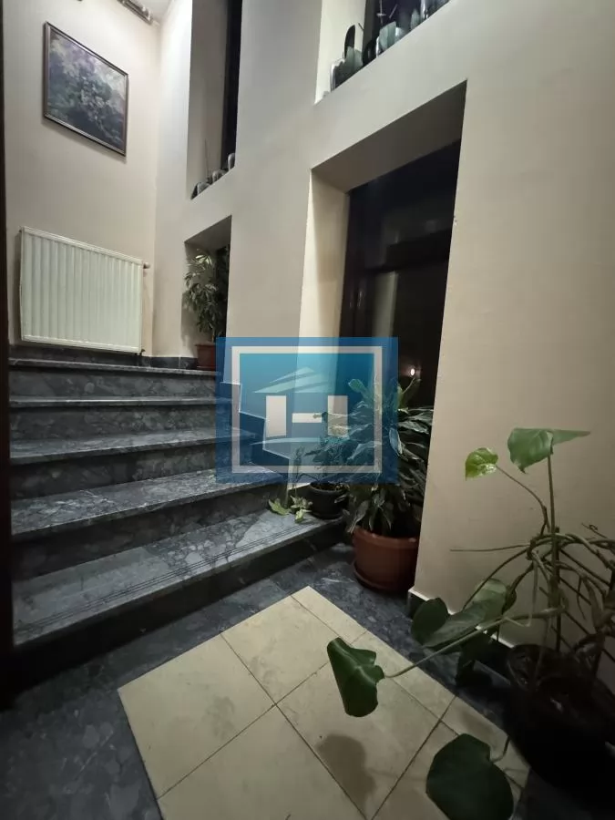 NA PRODAJU HOTEL OD 1560m2 U CENTRU DESPOTOVCA – ODLIČNA INVESTICIJA! 58