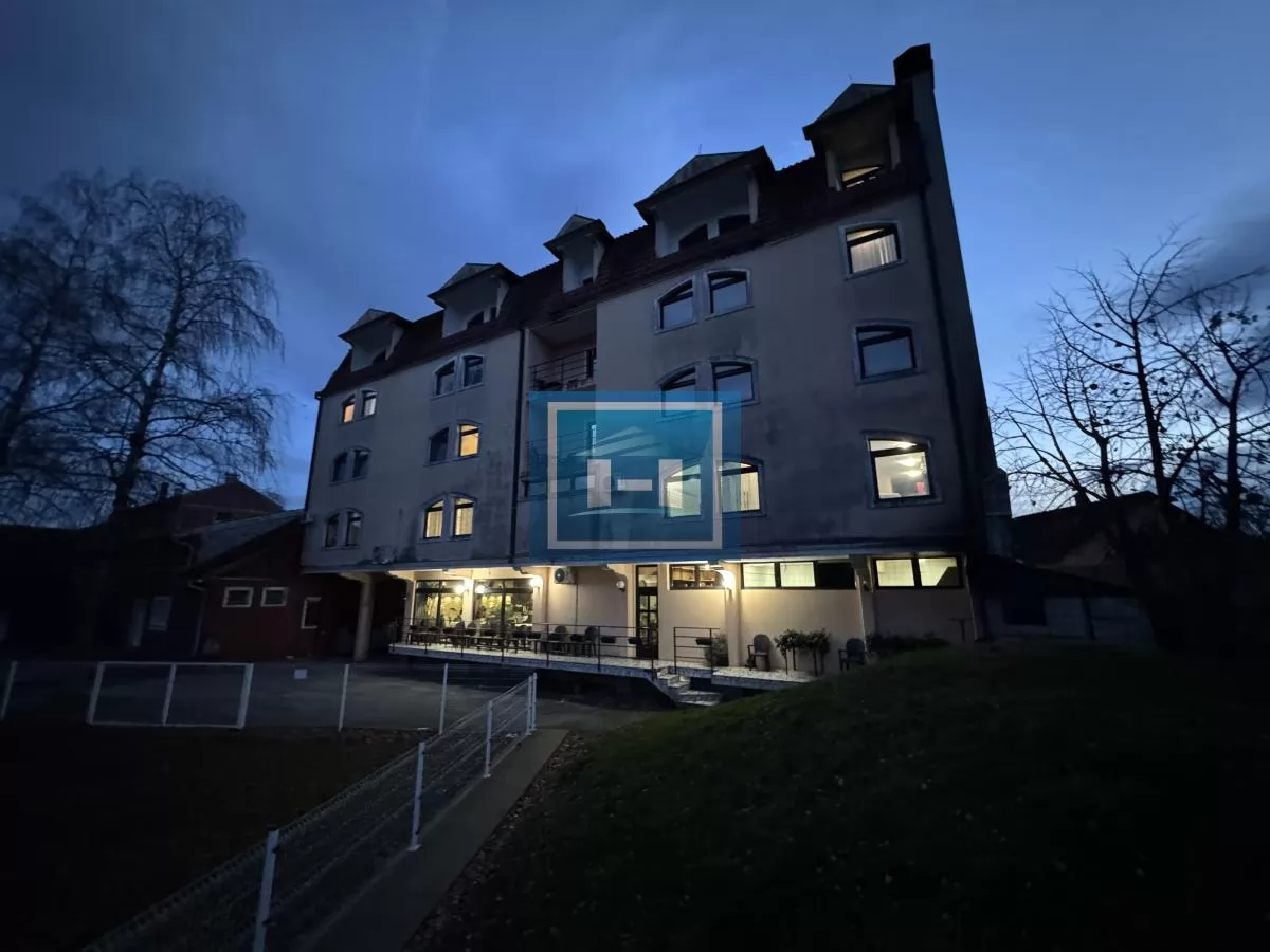 NA PRODAJU HOTEL OD 1560m2 U CENTRU DESPOTOVCA – ODLIČNA INVESTICIJA! 7