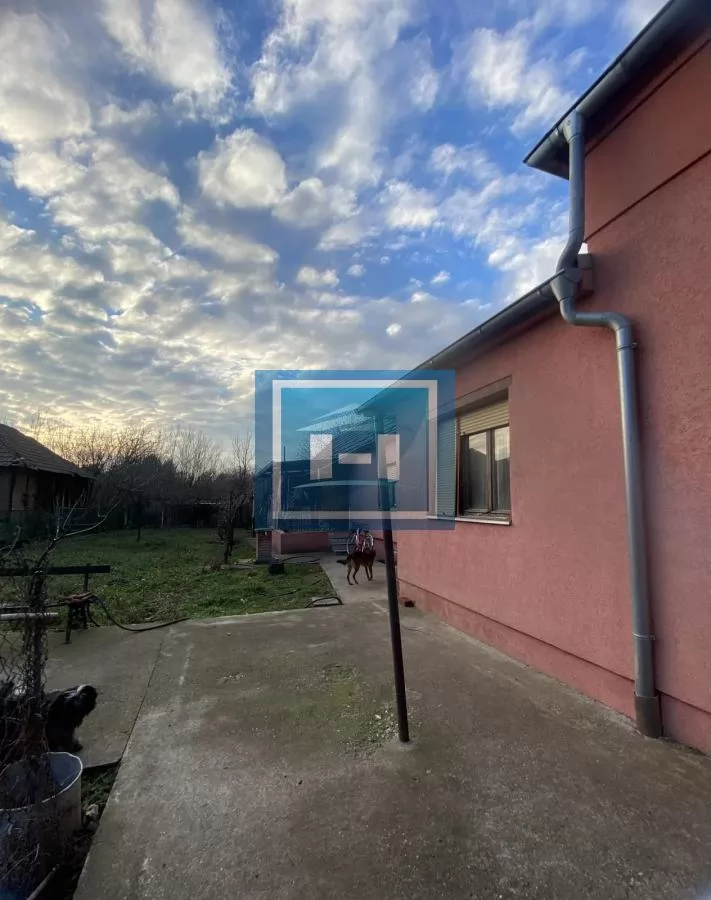 Na prodaju kuća u Ćupriji – mirna lokacija blizu Doma zdravlja 8