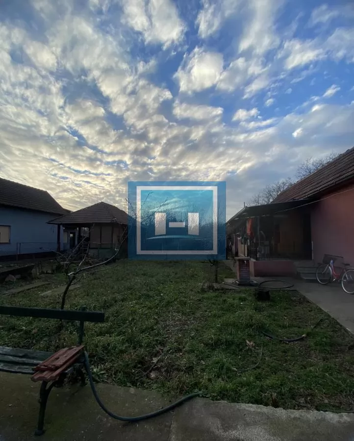 Na prodaju kuća u Ćupriji – mirna lokacija blizu Doma zdravlja 9