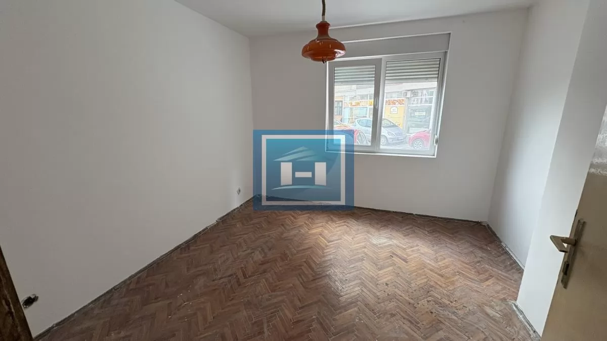 Na prodaju stan u strogom centru grada 6