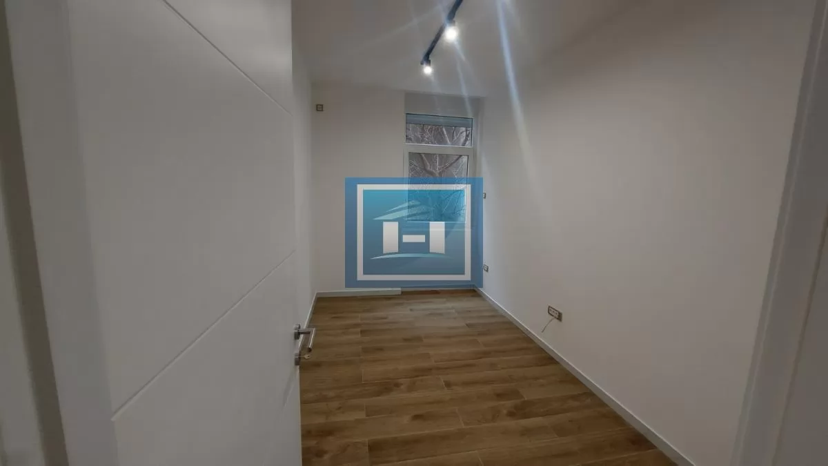 Nenamesten stan, 2 spavaće, centar grada 5