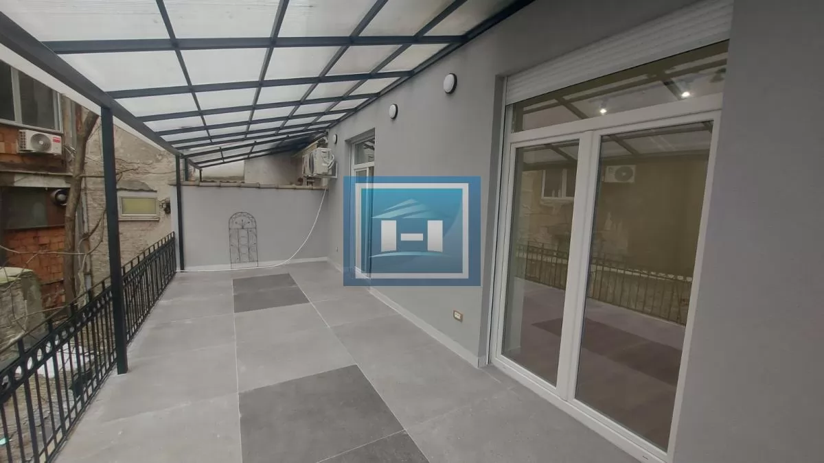 Nenamesten stan, 2 spavaće, centar grada 7