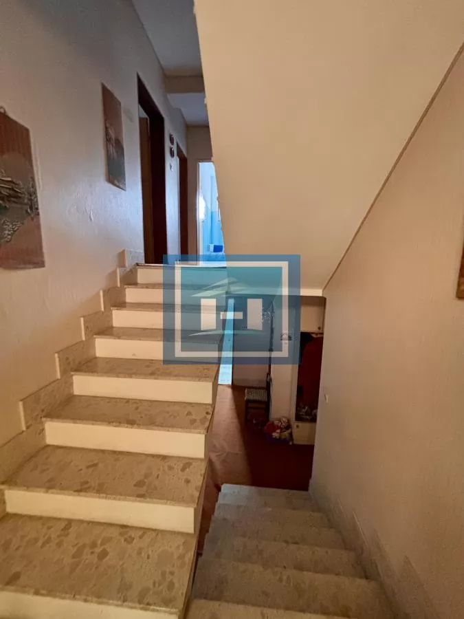 Povoljna šestosobna kuća na Budžinom brdu 15