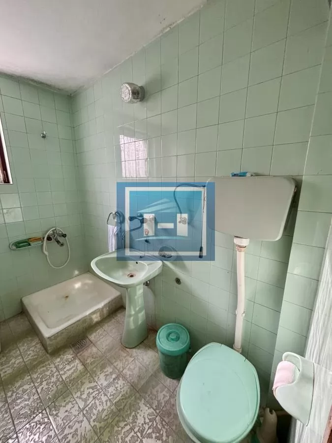 Povoljna šestosobna kuća na Budžinom brdu 23