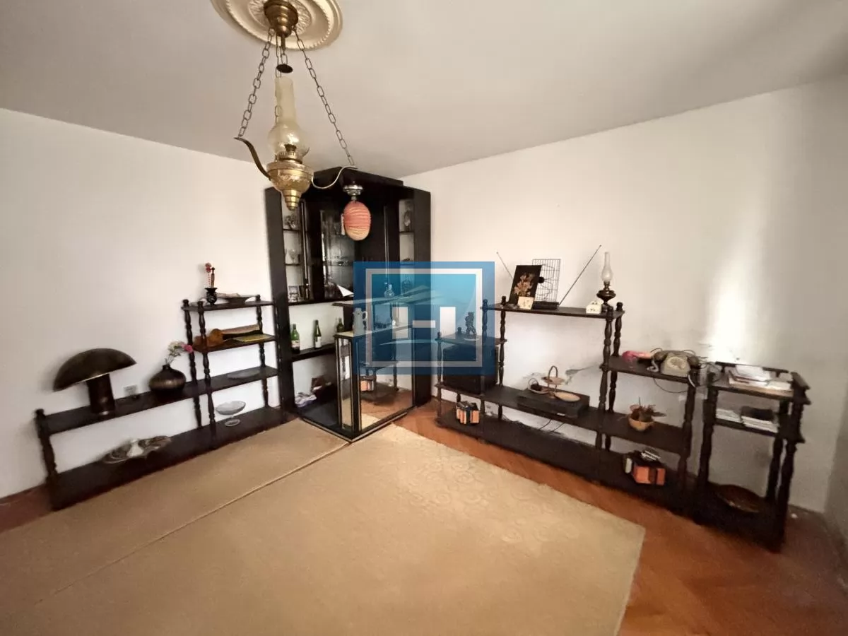 Povoljna šestosobna kuća na Budžinom brdu 25