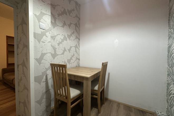 Renoviran 2 5 stan u centru  Žorža Klemansoa  35m2 3