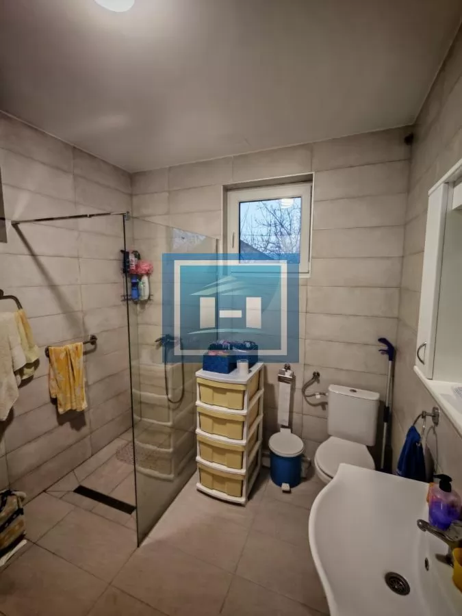 PRODAJEMO RENOVIRAN TROSOBAN STAN–ODLIČNA LOKACIJA! 11