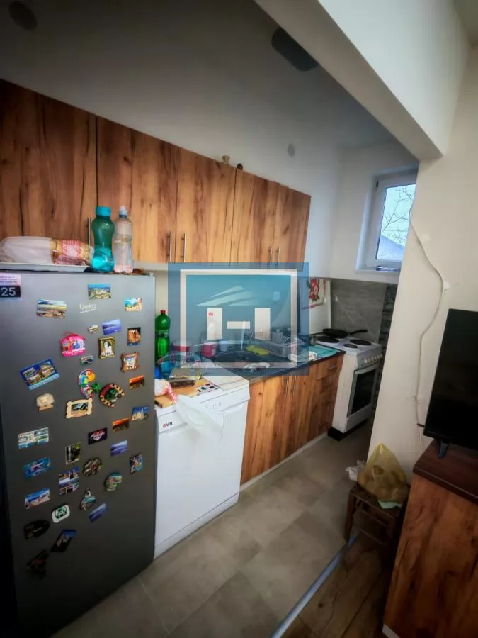 PRODAJEMO RENOVIRAN TROSOBAN STAN–ODLIČNA LOKACIJA! 8