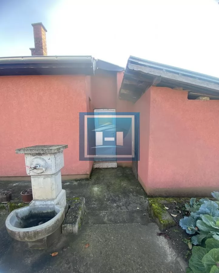 Renovirana kuća u Popovcu na lepoj lokaciji 23