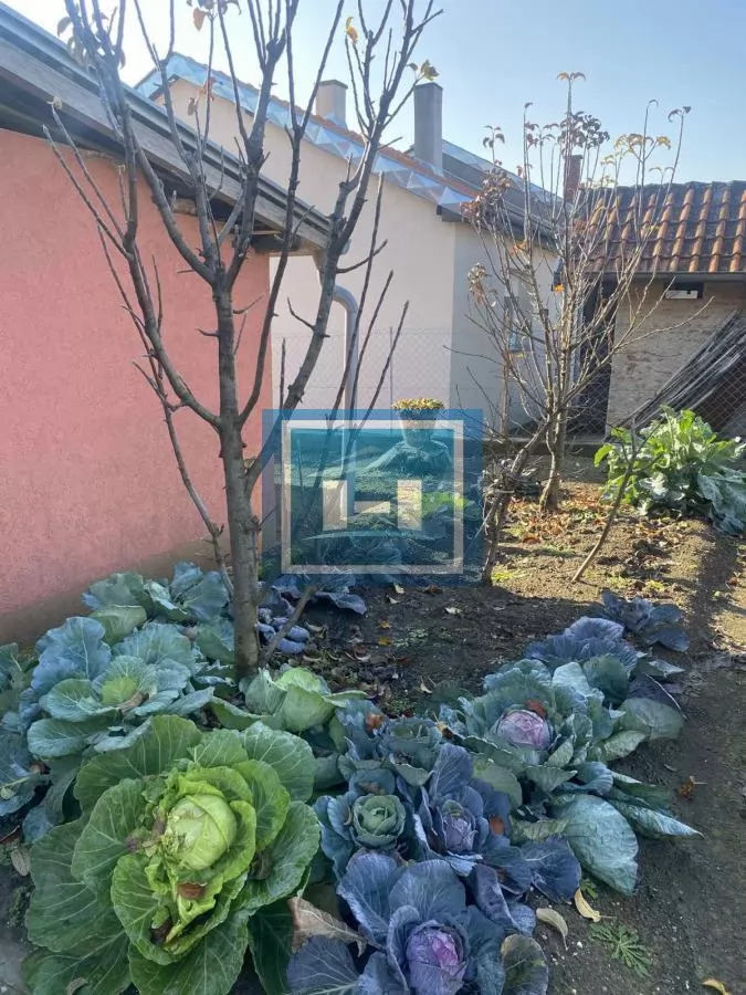 Renovirana kuća u Popovcu na lepoj lokaciji 26