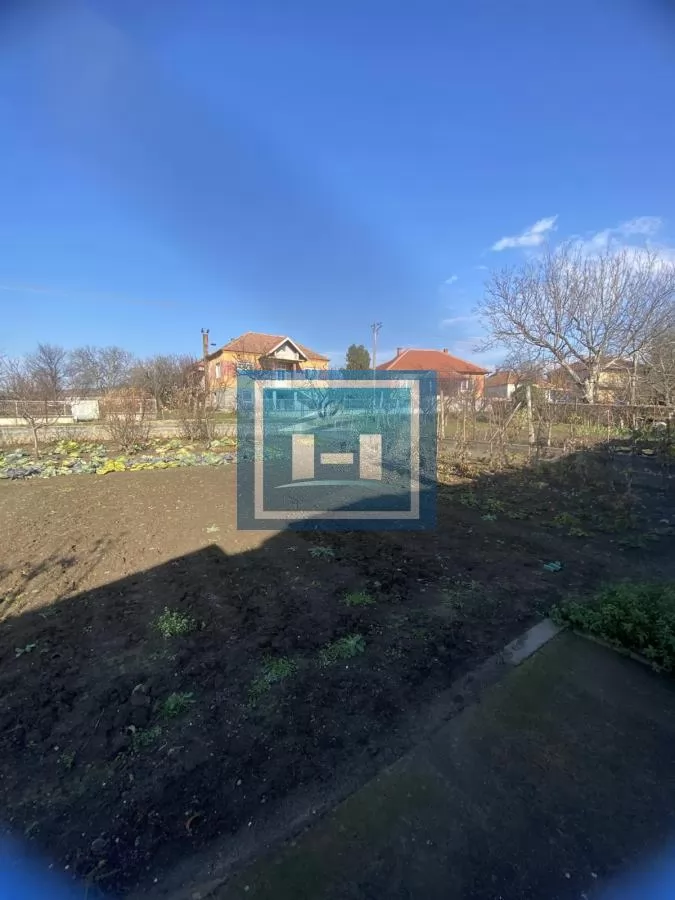 Renovirana kuća u Popovcu na lepoj lokaciji 28