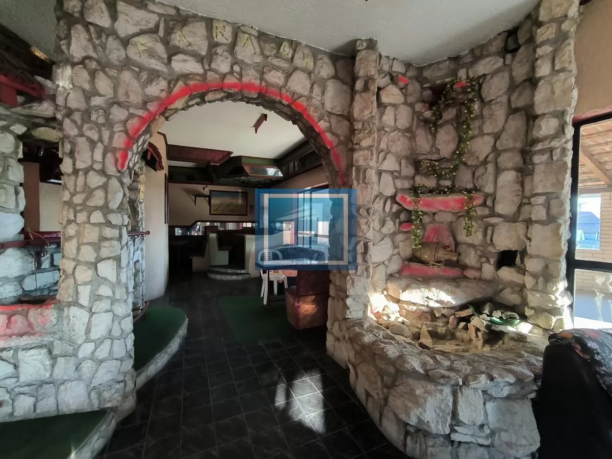 STAMBENO-POSLOVNI OBJEKAT – BIVŠI KAFIĆ / DISKOTEKA „FARAON“ – SUPSKA 12