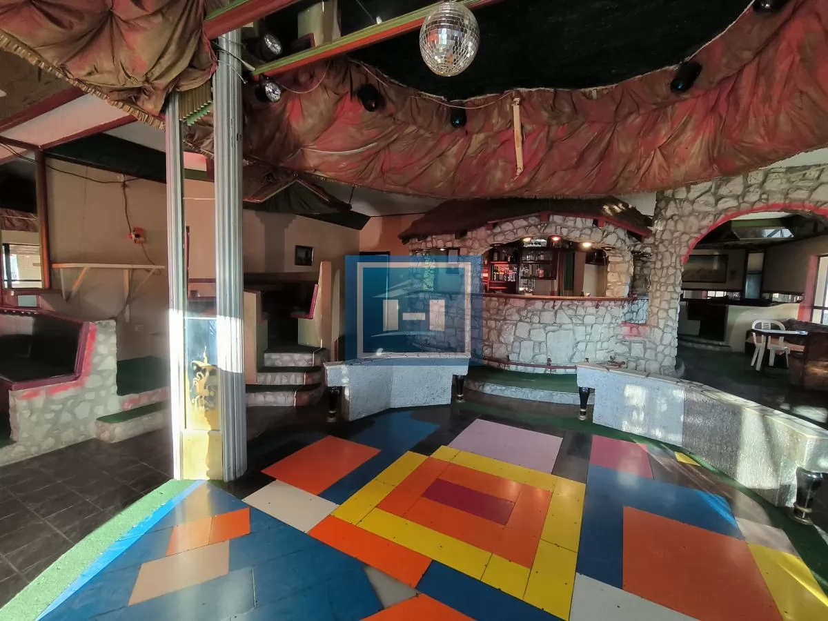 STAMBENO-POSLOVNI OBJEKAT – BIVŠI KAFIĆ / DISKOTEKA „FARAON“ – SUPSKA 7