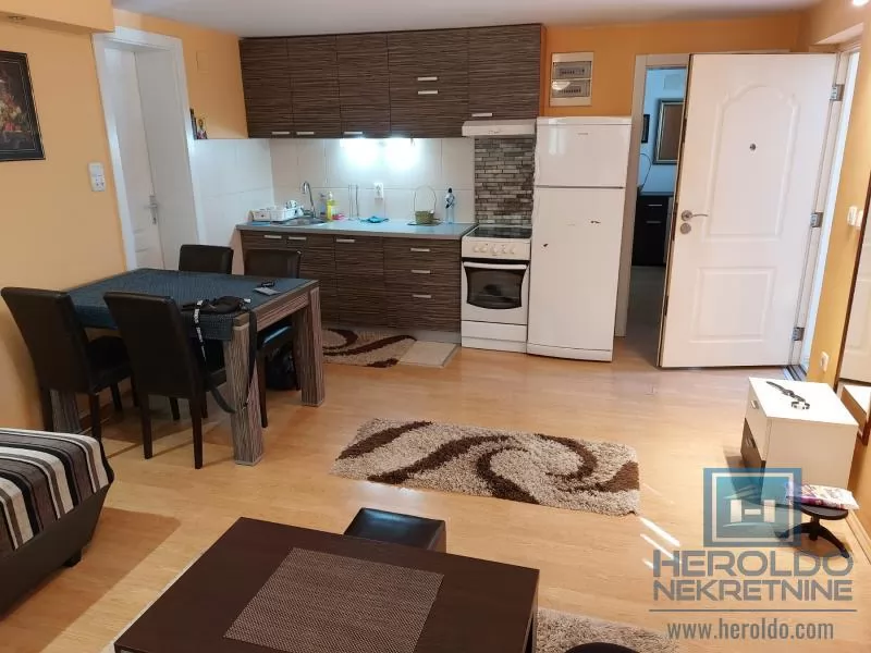 Stan apartmanskog tipa u blizini Akva Parka i izletišta Potok 3