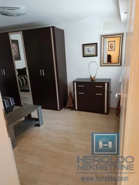 Stan apartmanskog tipa u blizini Akva Parka i izletišta Potok 4