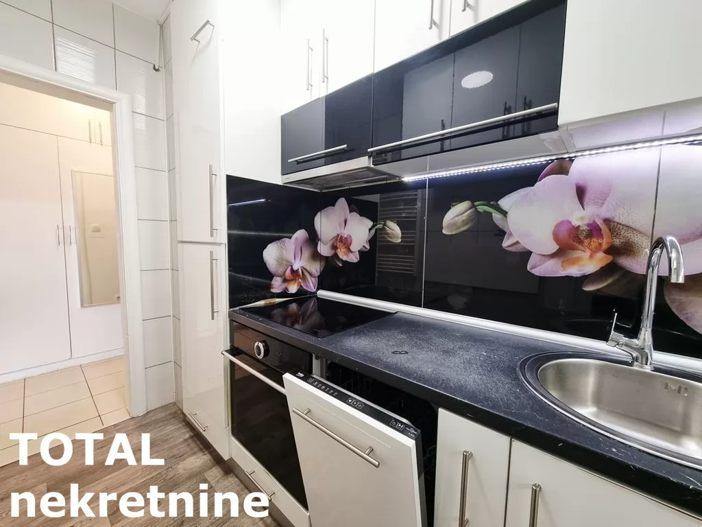 Stan,NOVI SAD,BULEVAR EVROPE,kv: 81.00, € 161000, ID: 1102043 10