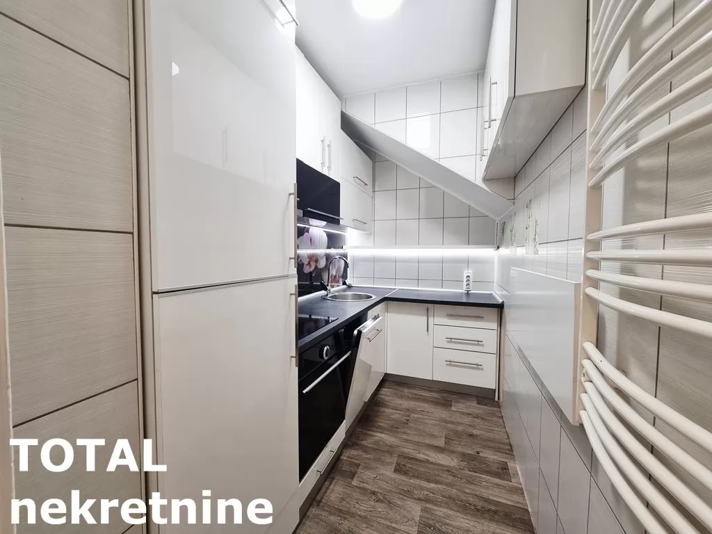 Stan,NOVI SAD,BULEVAR EVROPE,kv: 81.00, € 161000, ID: 1102043 9